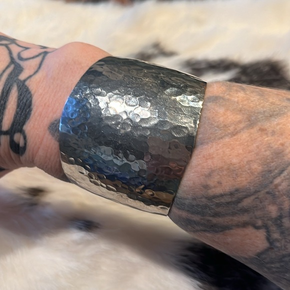 Silver cuff - Picture 3 of 3